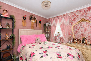 Photo 6- click for photo gallery
